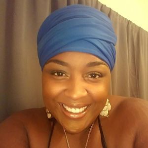 Meet your Posher, Real